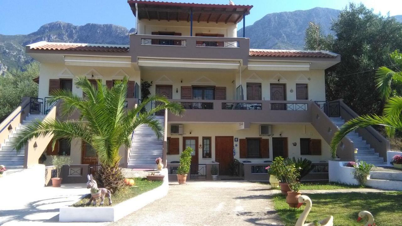 Mιχαλης Apartments パラミティア エクステリア 写真